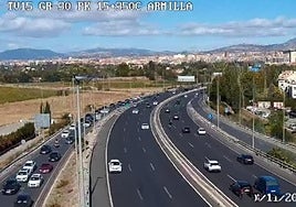 Un choque sin heridos entre varios vehículos atasca la Circunvalación