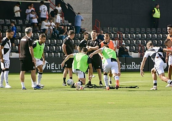 El equipo tiene muchas caras nuevas tras ascender el curso pasado.