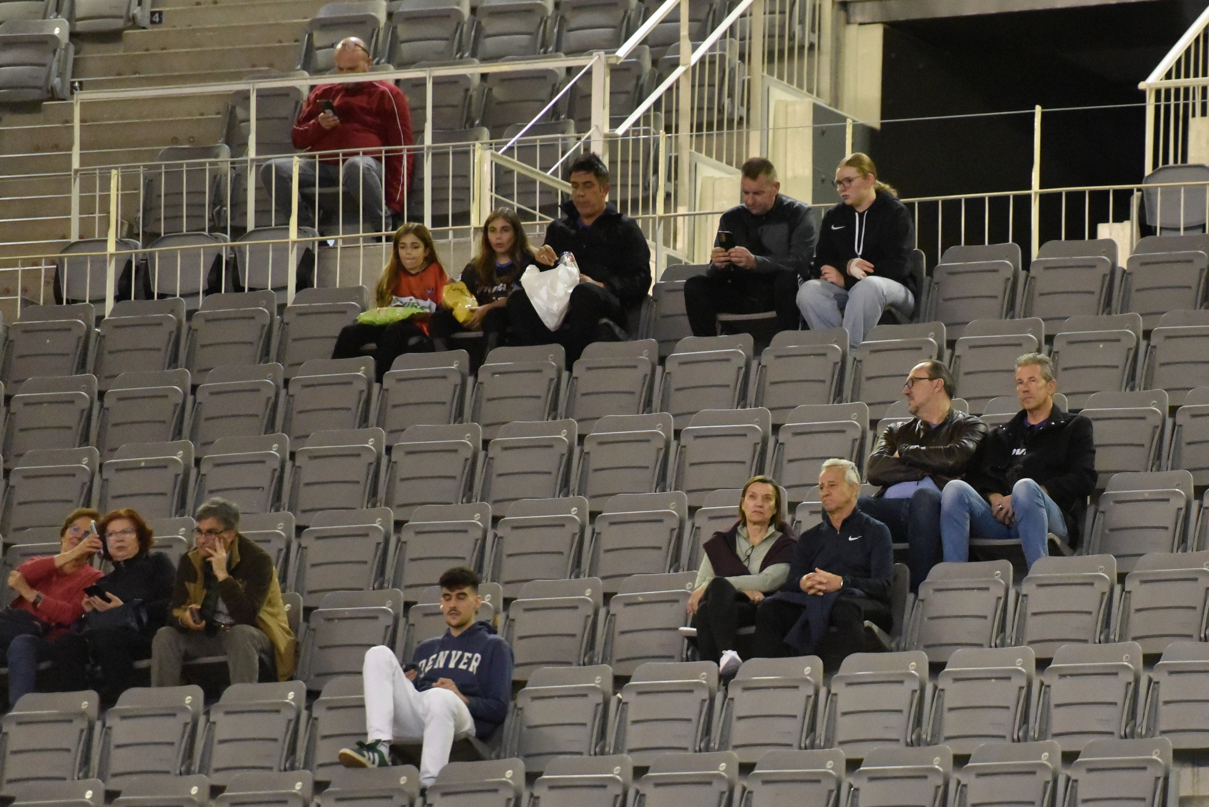 Encuéntrate en el Palacio en el Covirán Granada-