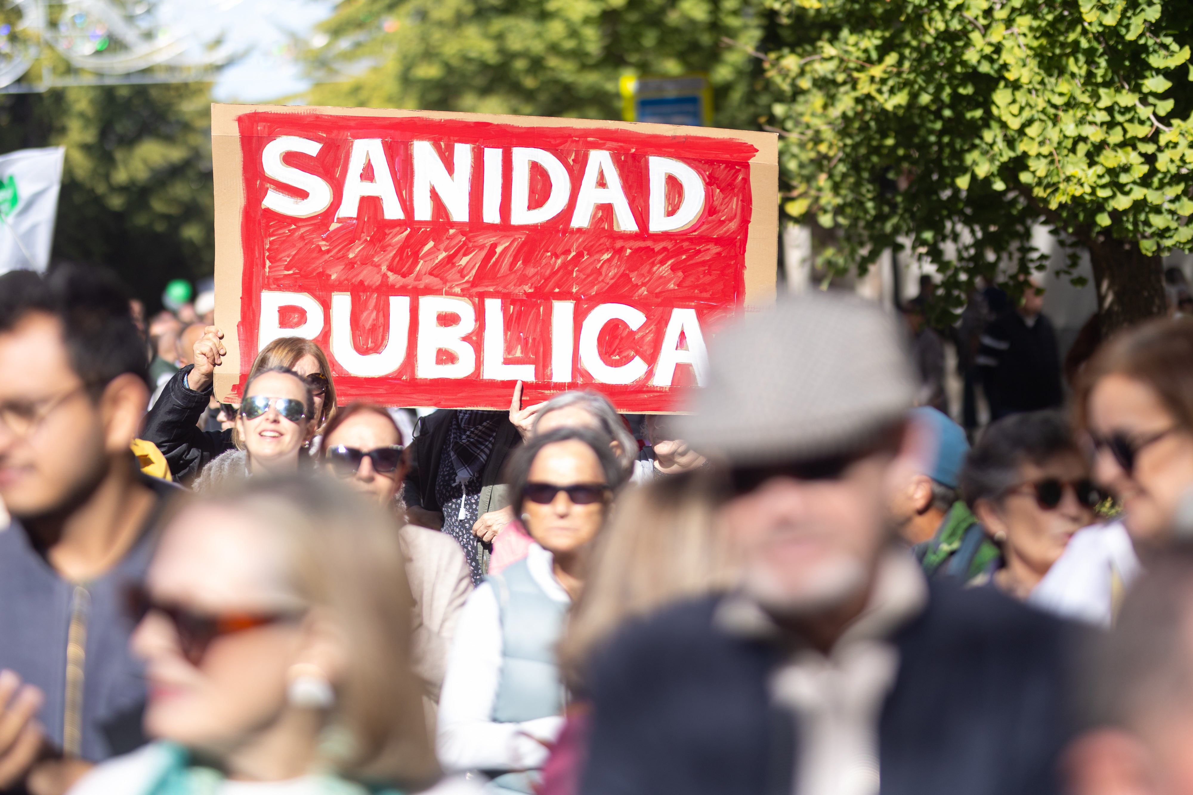 La manifestación en Granada en defensa de la Sanidad, en imágenes
