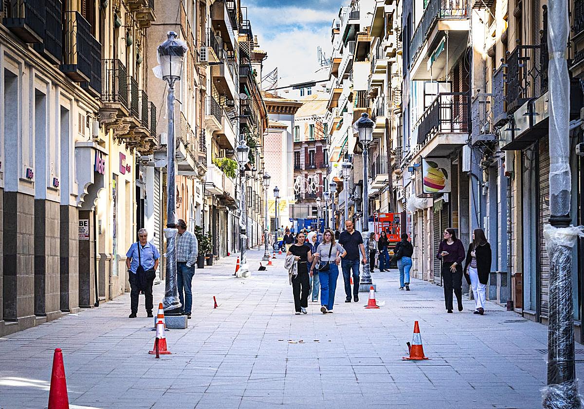 Cambio definitivo en el tráfico de Granada: el acceso al parking del Hotel Victoria desde Recogidas, para siempre