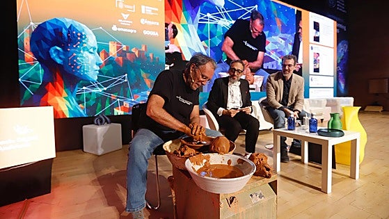 El duelo entre la creación artesanal y la tecnológica queda en tablas