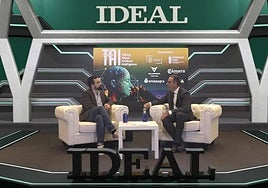 El presidente de Diputación, Francis Rodríguez, en el escenario de TAI Granada.