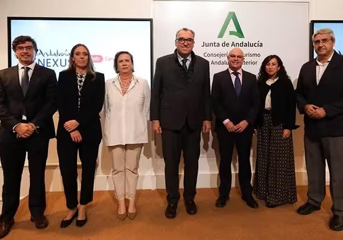 El consejero de Turismo y Andalucía Exterior, Arturo Bernal.