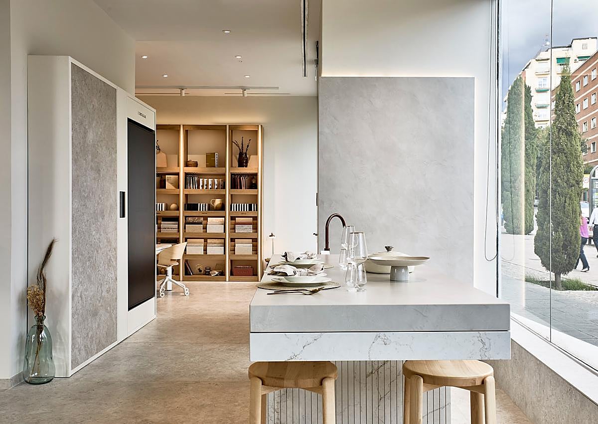 Imagen secundaria 1 - El nuevo espacio de Consentino en Granada ha sido inaugurado hoy.