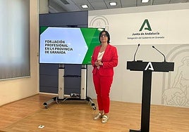 La delegada de Educación de la Junta de Andalucía en Granada, María José Martín.