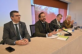 La Junta y la DGT refuerzan su colaboración para prevenir los accidentes laborales en las carreteras granadinas durante el invierno