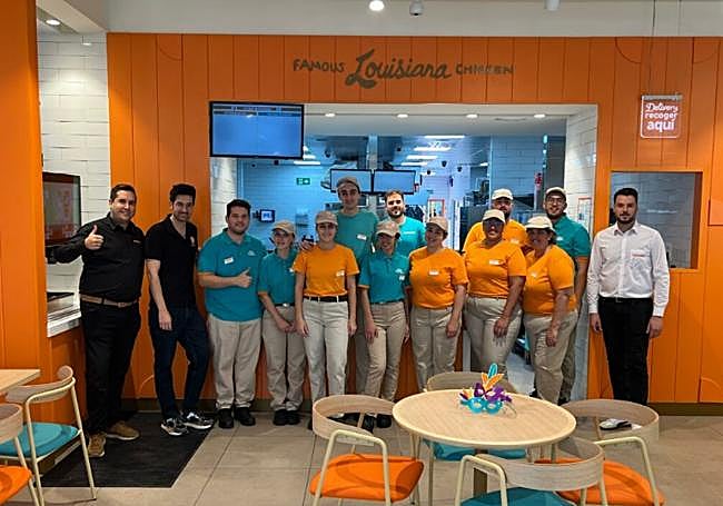 Trabajadores del Popeyes.