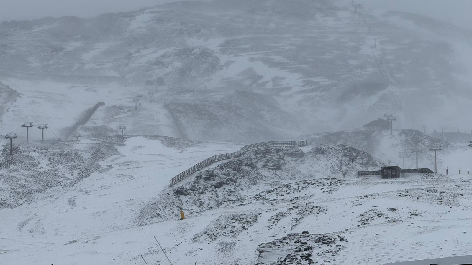 Las imágenes de la nevada en la Sierra por la borrasca Claudia