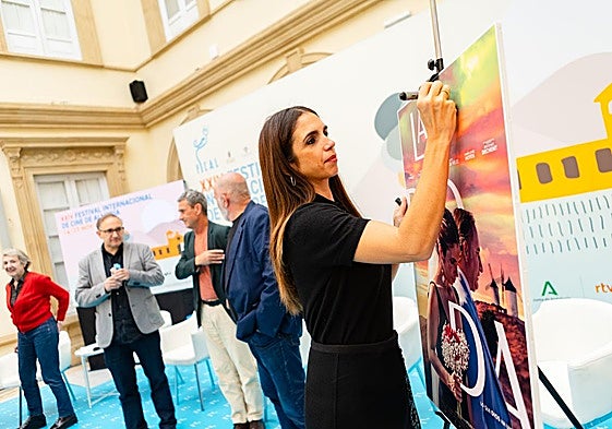 Elena Furiase, en el Festival de Cine de Almería: «El amor puede ser una droga que nos ciega»