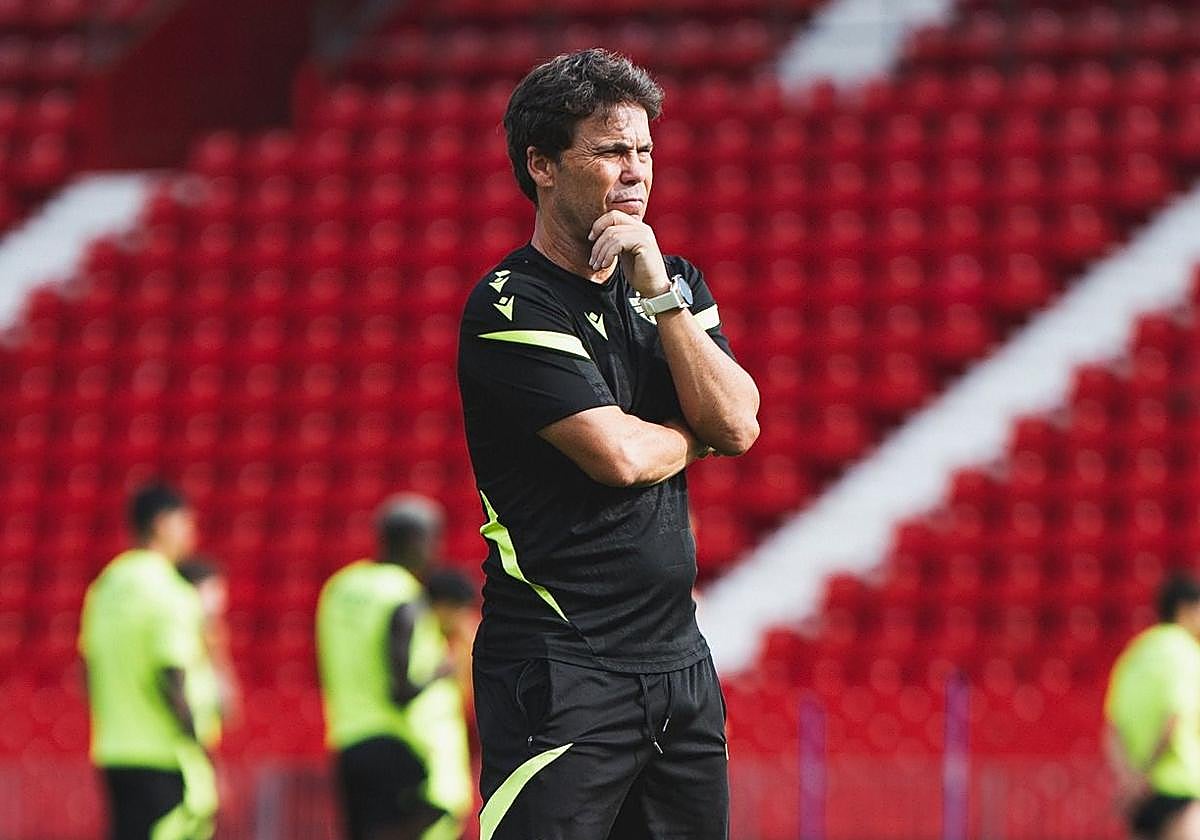 Rubi quiere hacer el UD Almería Stadium un búker, consciente de la importancia de ganar en casa.