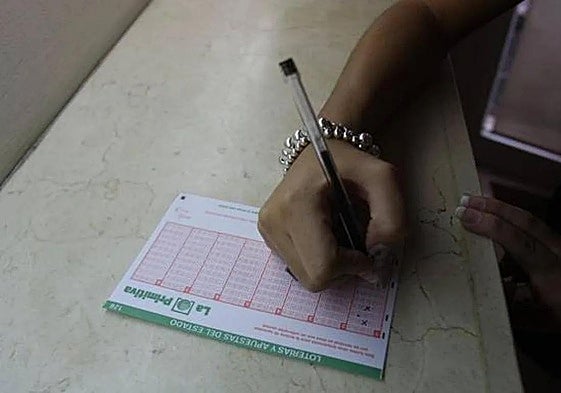 Imagen de archivo de un boleto de La Primitiva.