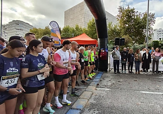 Los jienenses cumplen con la XXV Carrera Popular y Gran Caminata por la Paz y la Integración