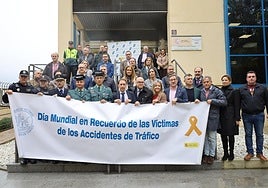 Concentración en Jaén en recuerdo de las víctimas de accidentes de tráfico.