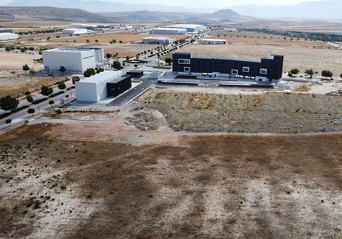 La parcela de Citai de Escúzar en la que se construirá el acelerador de partículas.