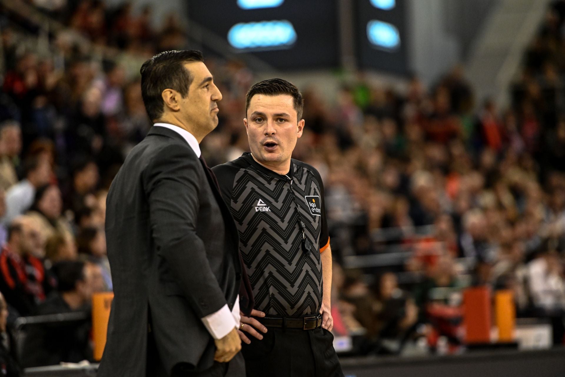 Iyán González, a la derecha, junto a Pablo Pin.