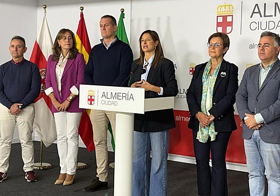 El PSOE exige a la alcaldesa que cese de inmediato a Javier Aureliano García como concejal del Ayuntamiento de Almería