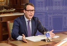 Fernando Giménez, en una comparecencia en la Diputación de Almería.