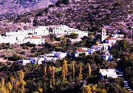 El pueblo de de Granada de 30 habitantes donde desaparecieron sus baresm tiendas, molinos y fábrica de aguardiente