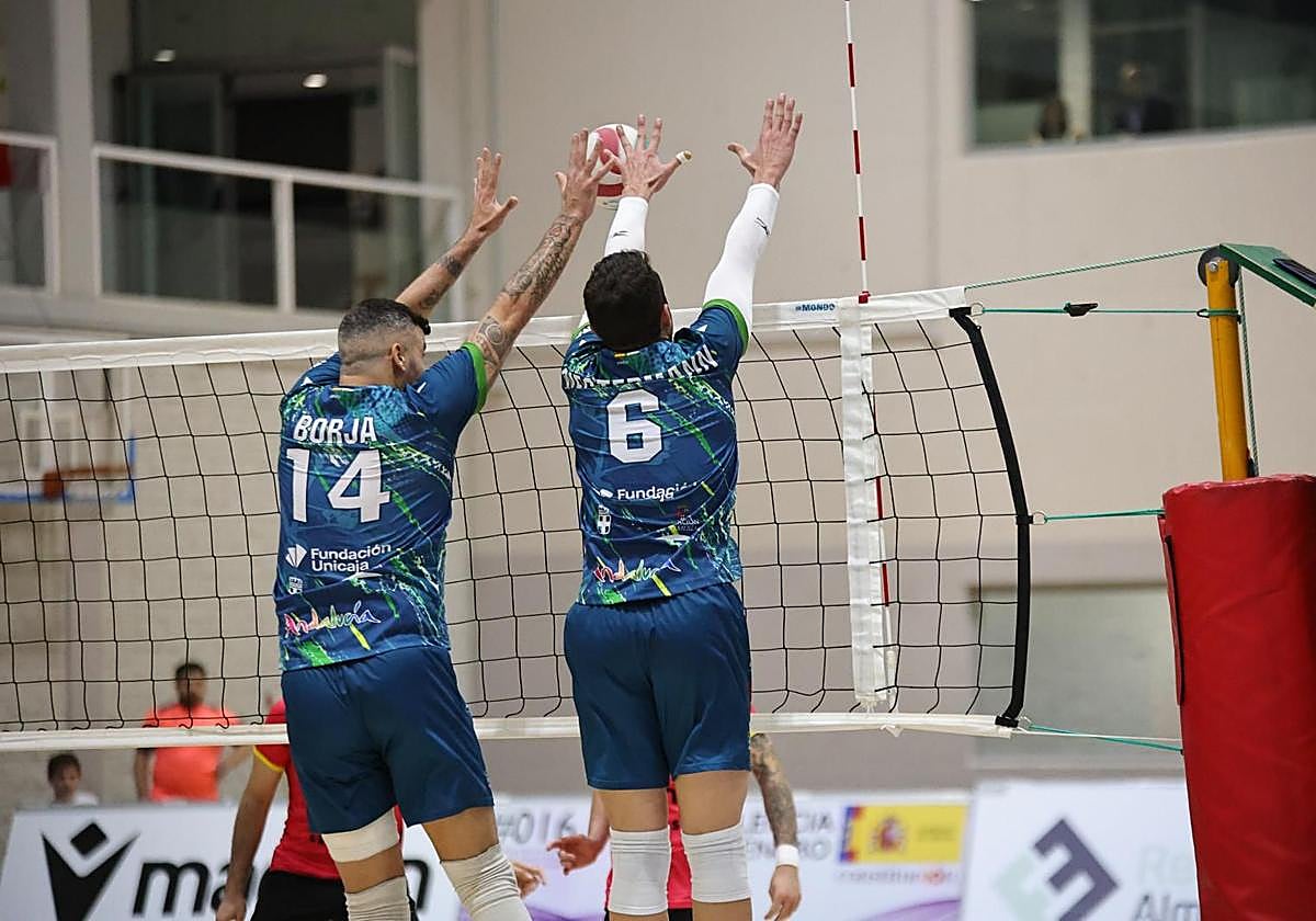 Unicaja Costa de Almería fue superior en bloqueo, pero no en los demás fundamentos.