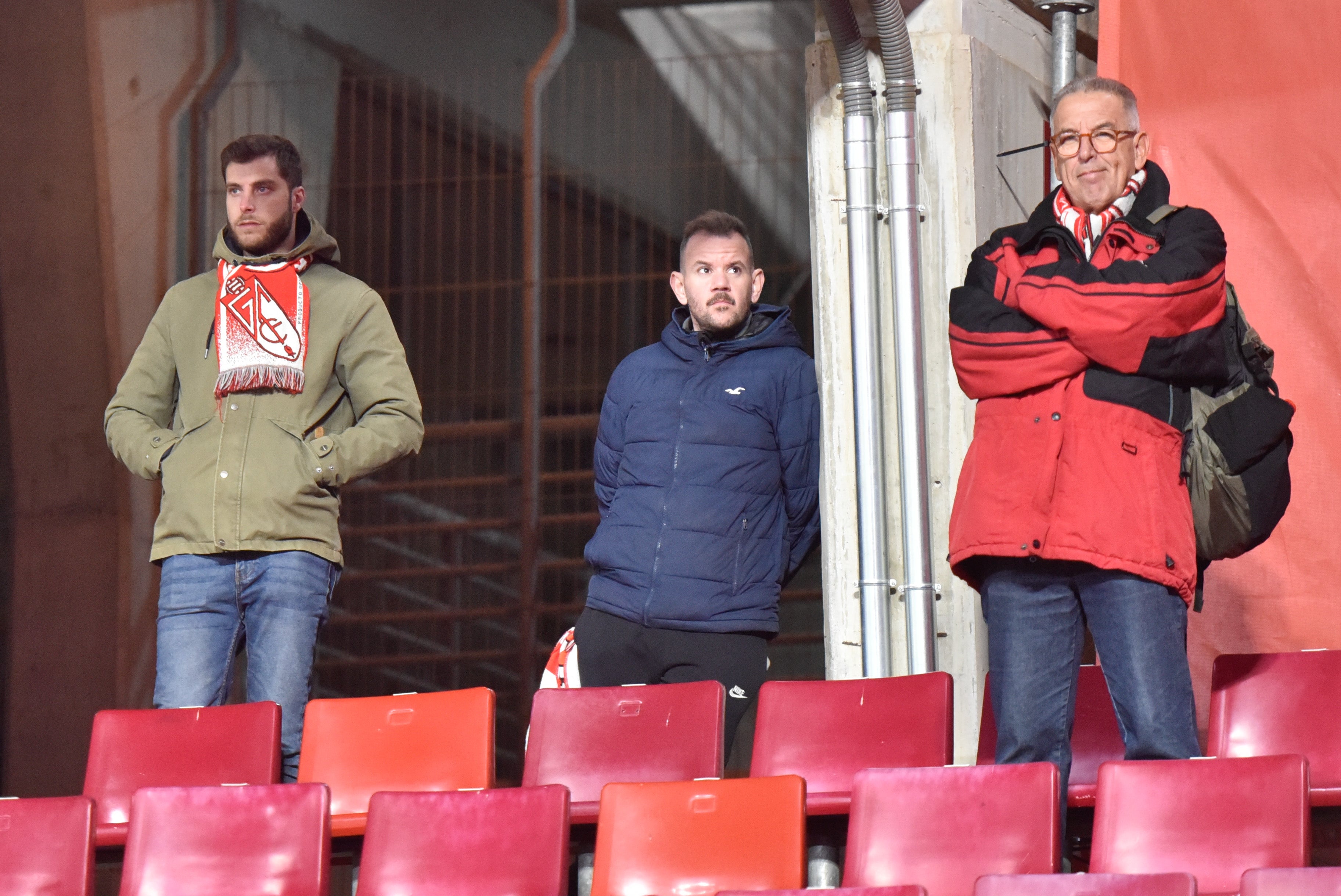 Búscate en la grada de Los Cármenes en el Granada-Córdoba