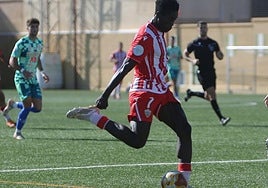 Marciano marcó el primero y fue un quebradero de cabeza para el Extremadura.