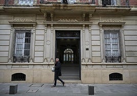 Entrada principal de la sede de la Diputación de Almería.