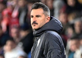 El entrenador del Córdoba, Iván Ania, durante el partido.