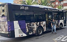 Imagen de archivo de un autobús en la capital.