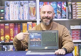 Juan de la Cruz, en Freakmondo, con el videojuego 'El susurro de los nazaríes'.