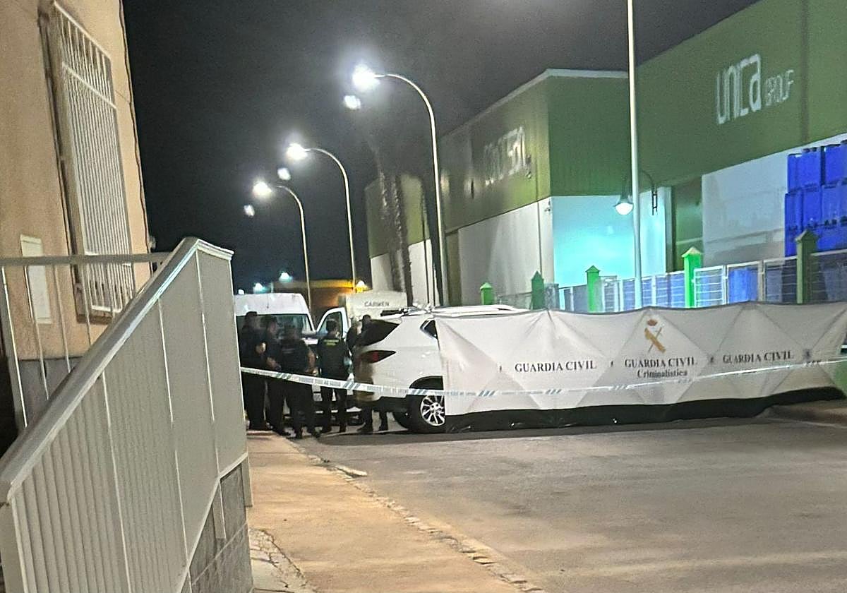 Hallazgo del vehículo la noche del crimen en San Agustín.