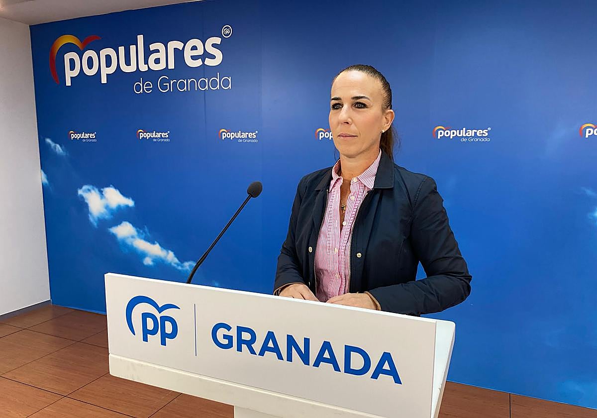 a portavoz provincial del PP, Lourdes Ramírez.