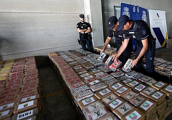 Imagen de una anterior operación de la Policía Nacional y Vigilancia Aduanera