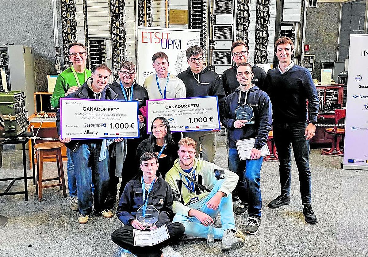 La formación de la UAL impulsa el éxito de sus alumnos en el Hackathon IndesIA