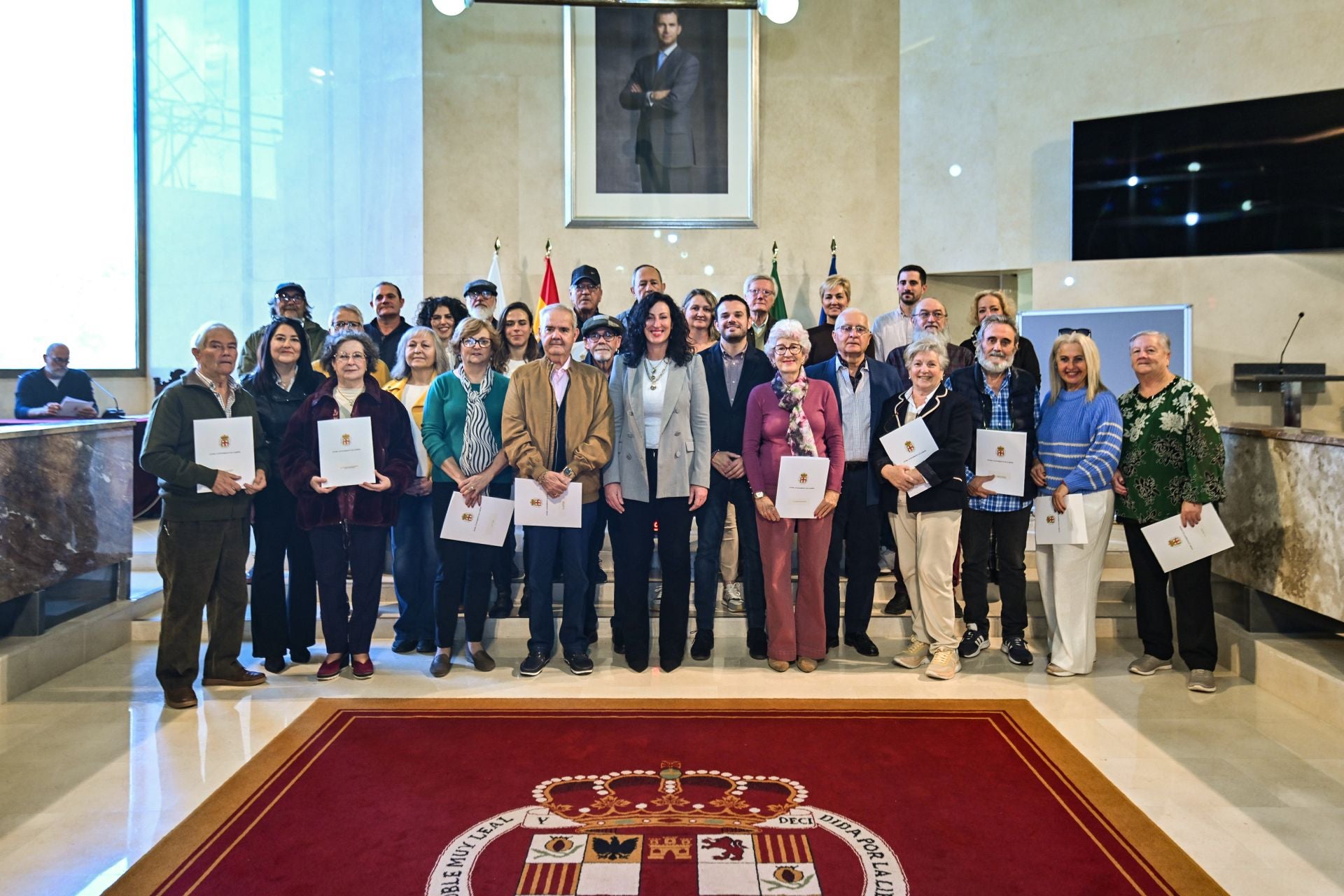Entrega de las ayudas en el Ayuntamiento de Almería.