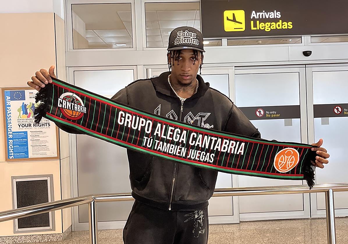 Jassel Pérez, a su llegada a Cantabria, donde está cedido