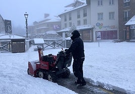 Manto de nieve en Pradollano este miércoles.