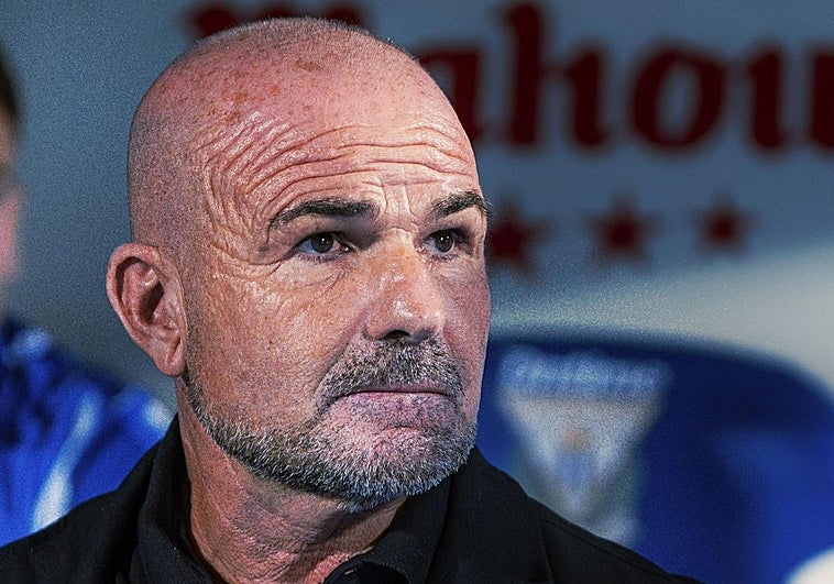 El Leganés destituye a Paco López tras caer en Copa