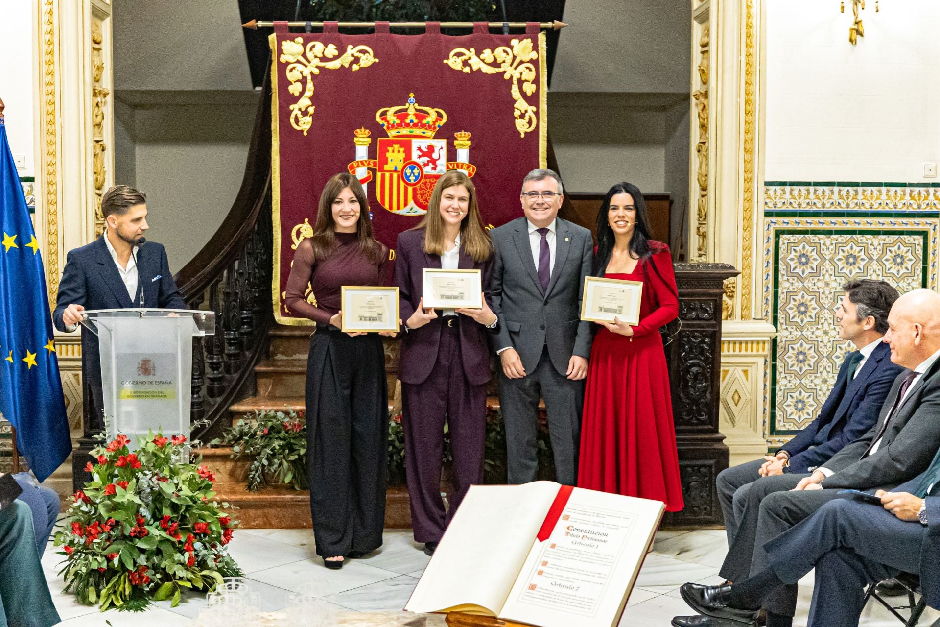 Las imágenes del acto de conmemoración del 47 aniversario de la Carta Magna en Granada