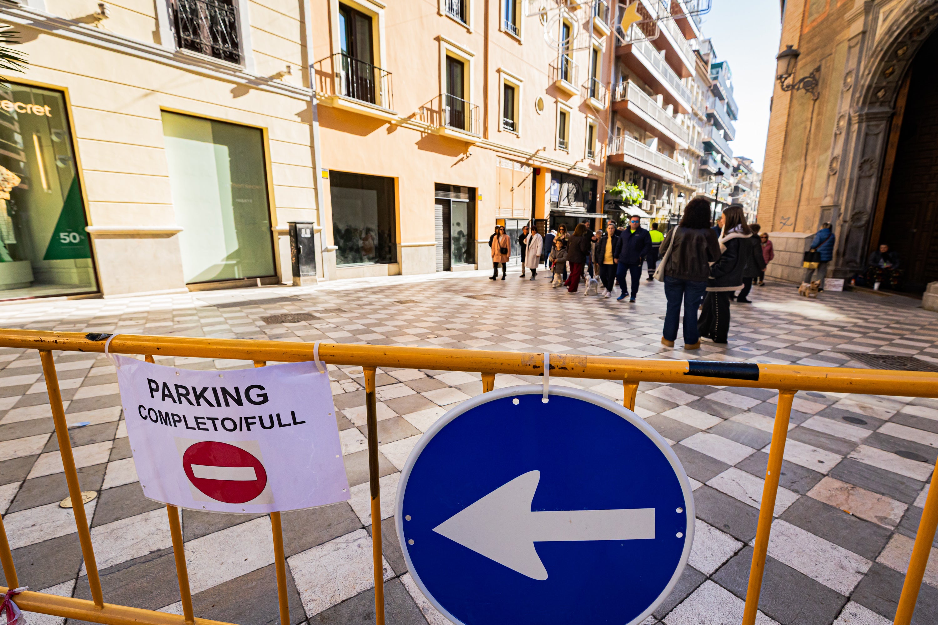 Ambientazo en las calles de Granada