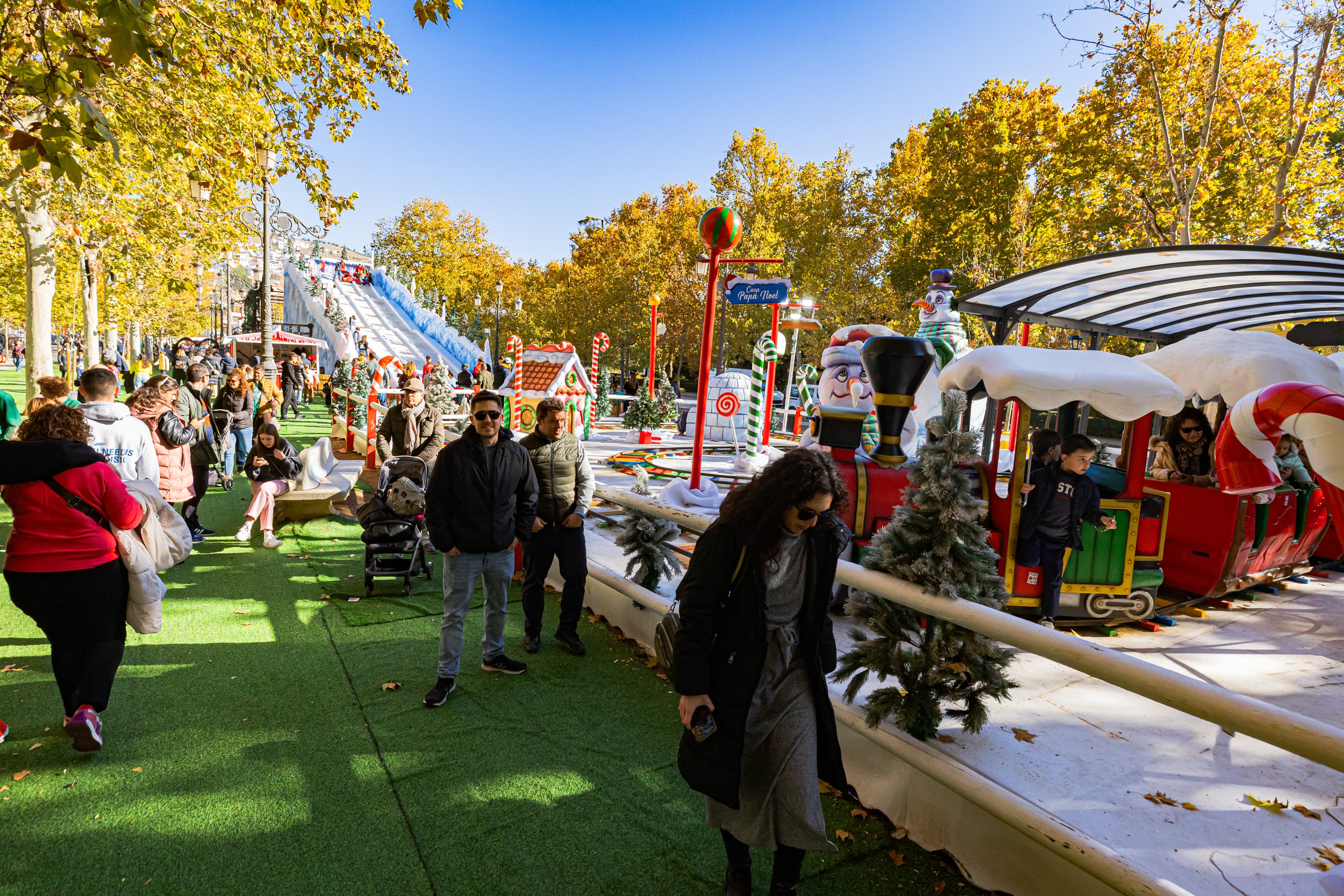Ambientazo en las calles de Granada