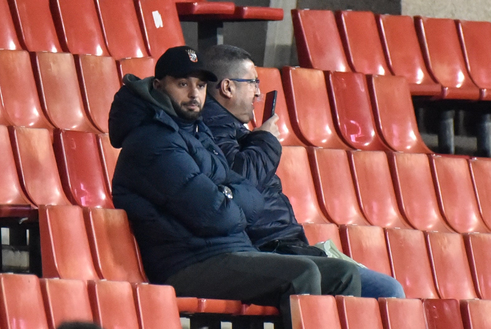 Encuéntrate en la grada del Granada-Ceuta