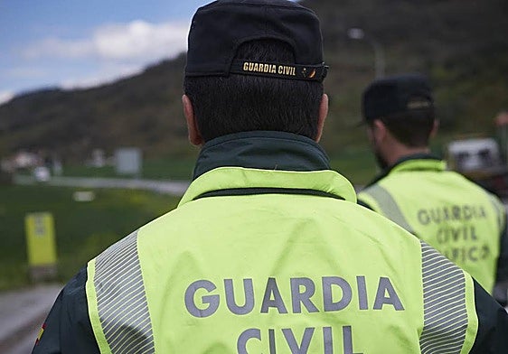 A disposición judicial dos individuos por la tentativa de robo en una vivienda de Purchil