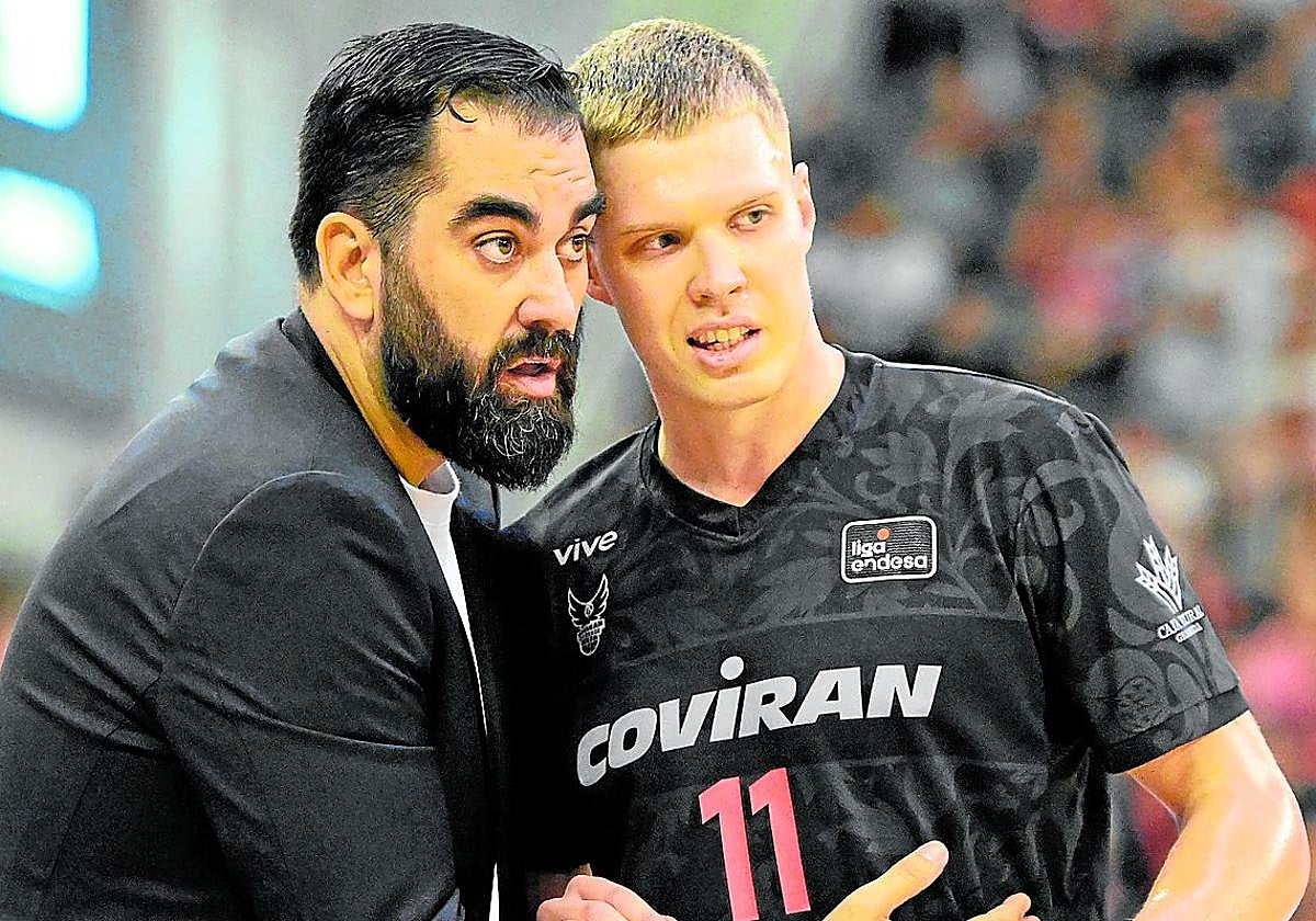 La baja de Elias Valtonen, el 'tres' titular, trastocó mucho los planes de Ramón Díaz.