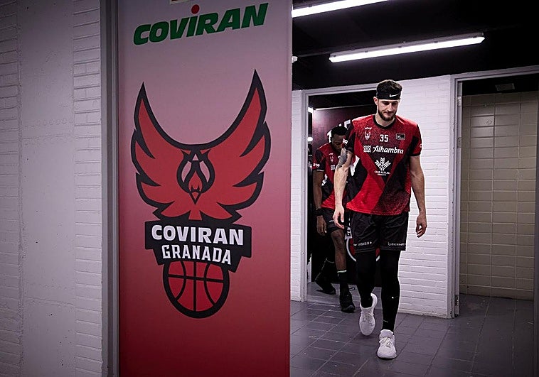 El Covirán Granada espera al pago del Maccabi para oficializar la marcha de Zach Hankins