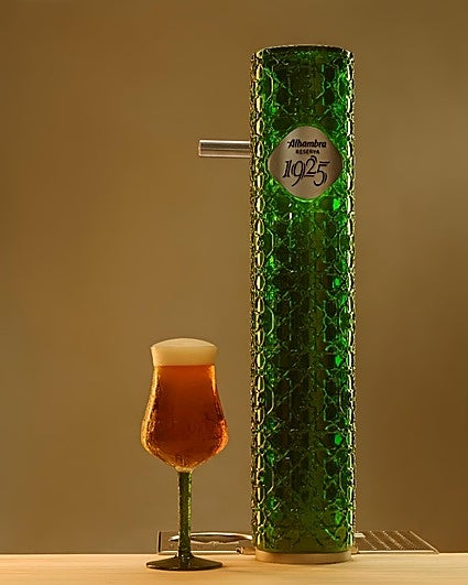 Todos los bares y restaurantes de Granada con el deseado grifo de la Alhambra 1925