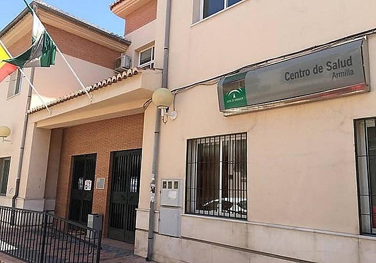 Los centros de salud del Área Metropolitana se suman a la mascarilla obligatoria