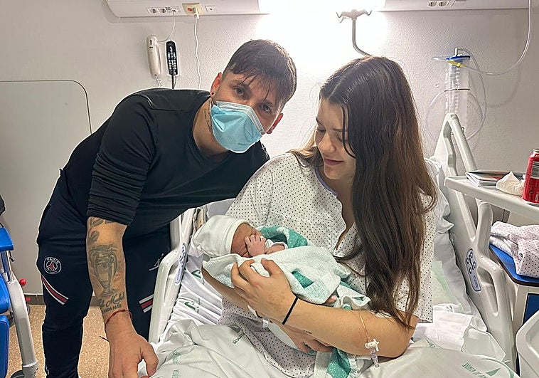 Naima, la primera granadina que viene al mundo en 2026