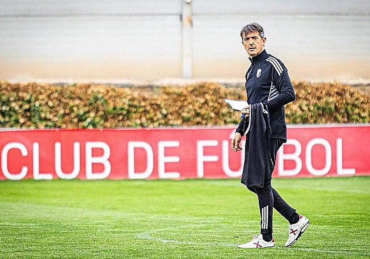 Pacheta: «Prefiero quedarme con Faye, pero estoy a las órdenes del club»