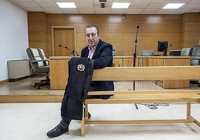 La audiencia preliminar por presunto delito de odio contra el juez Piñar será en octubre